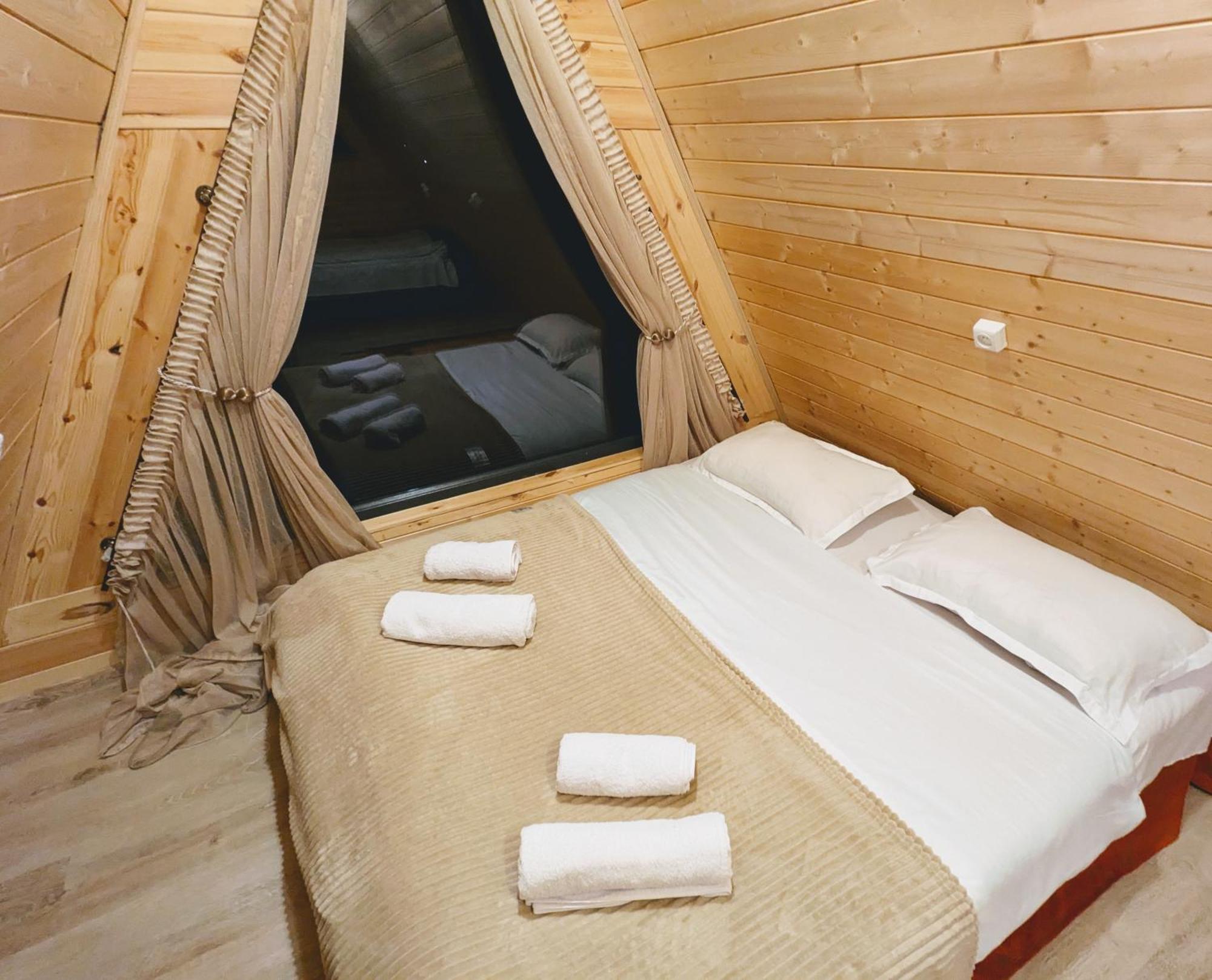 Guest House In Zhabeshi Lali Kültér fotó