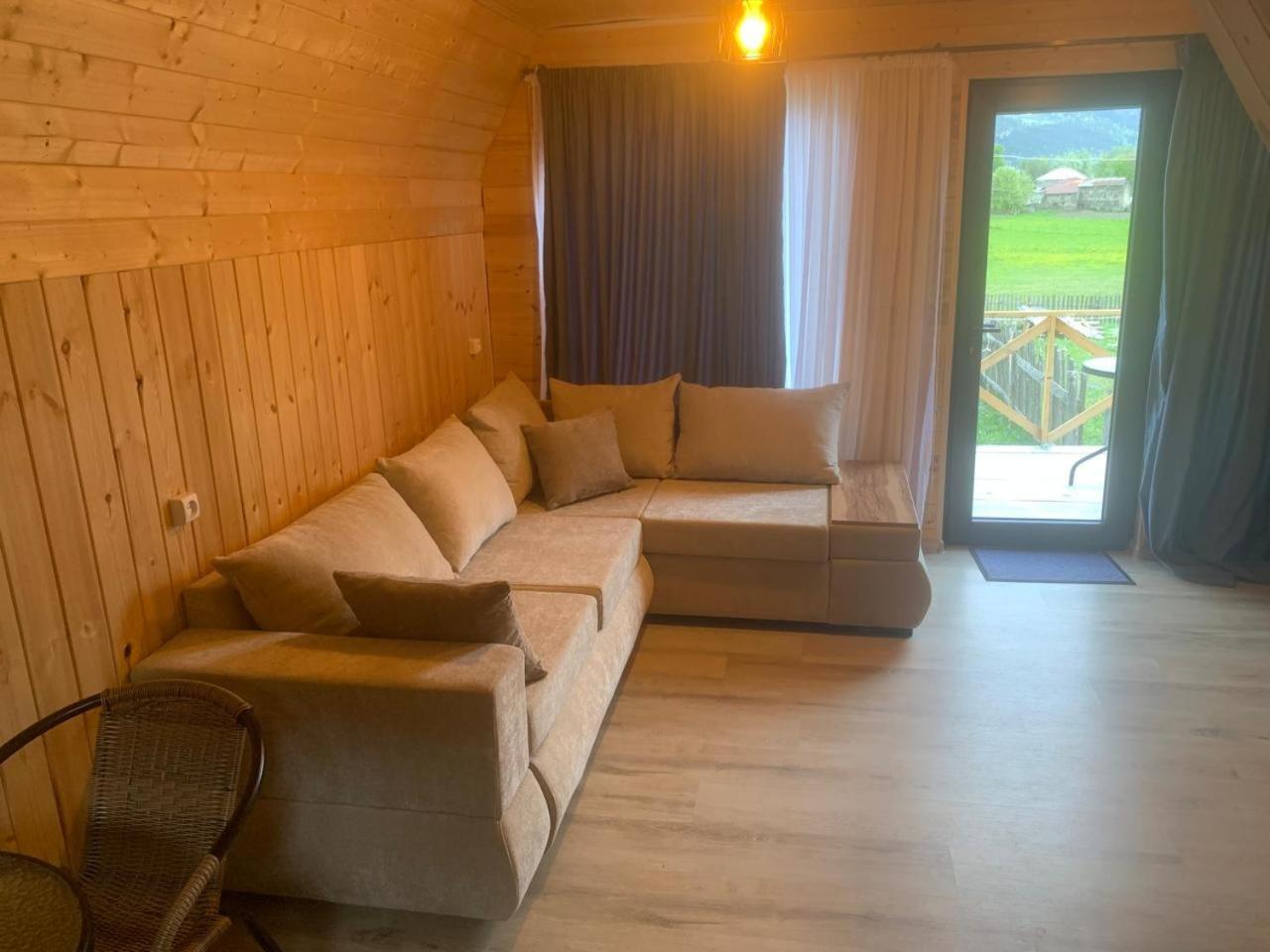 Guest House In Zhabeshi Lali Kültér fotó