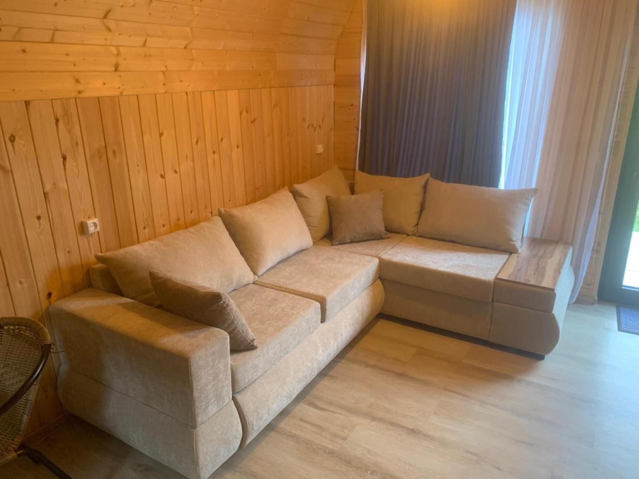 Guest House In Zhabeshi Lali Kültér fotó